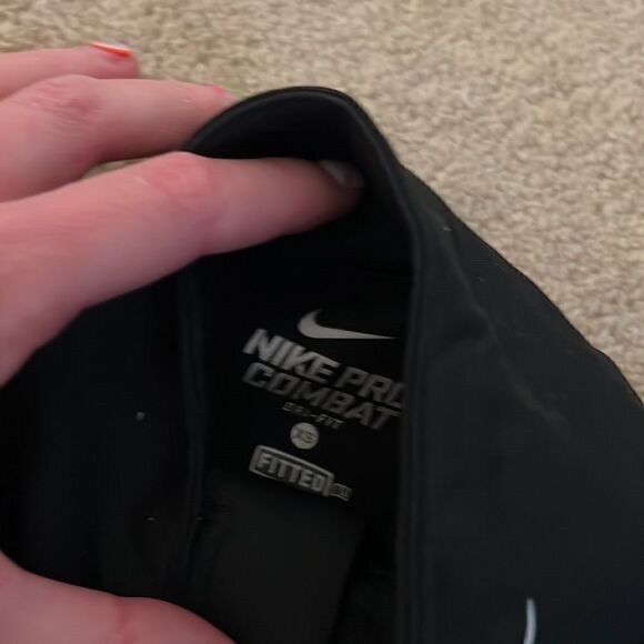 Nike XS quarter zip black - Picture 4 of 5